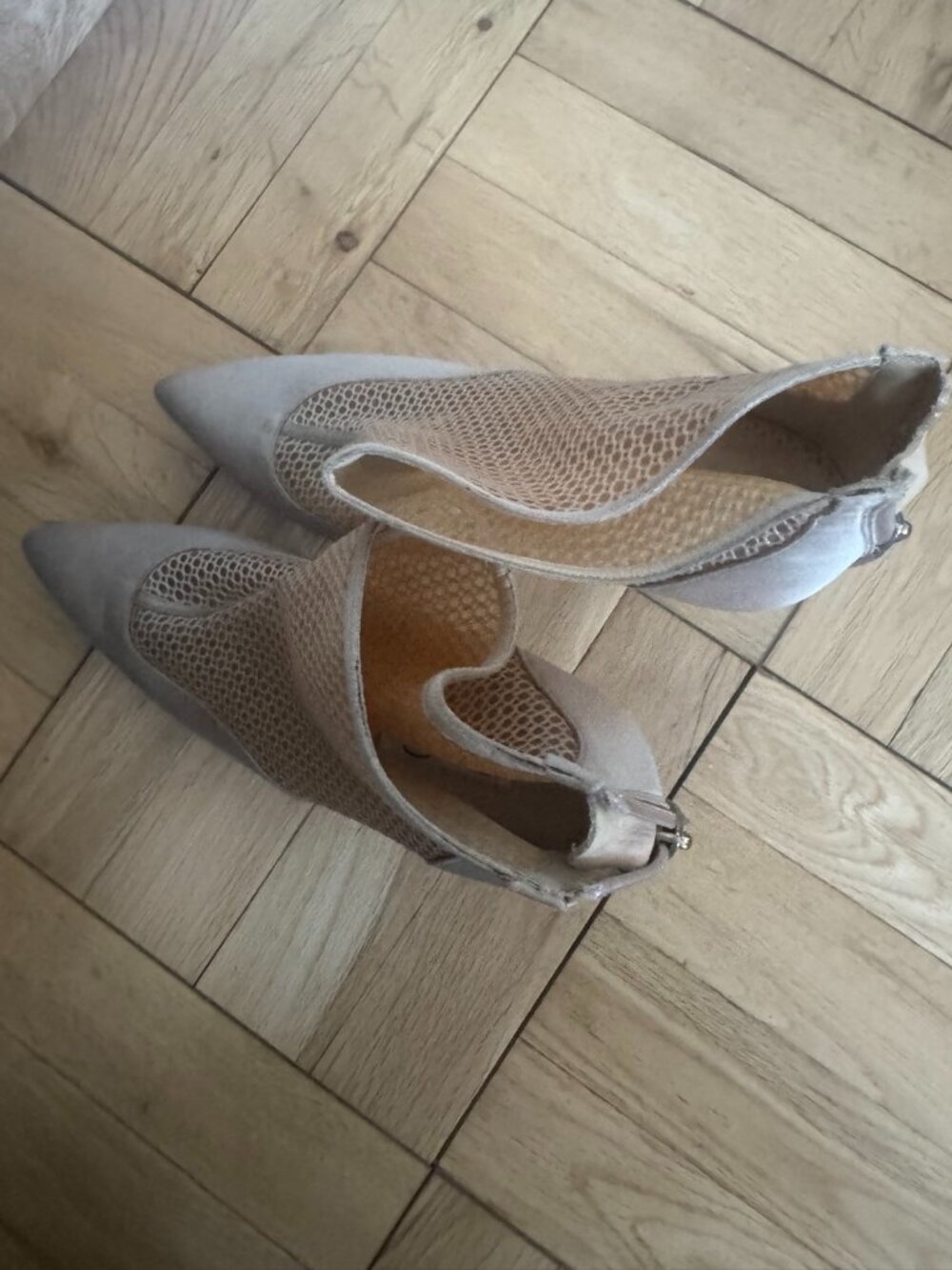 Nude Mesh Pointed-Toe Ankle Booties 39